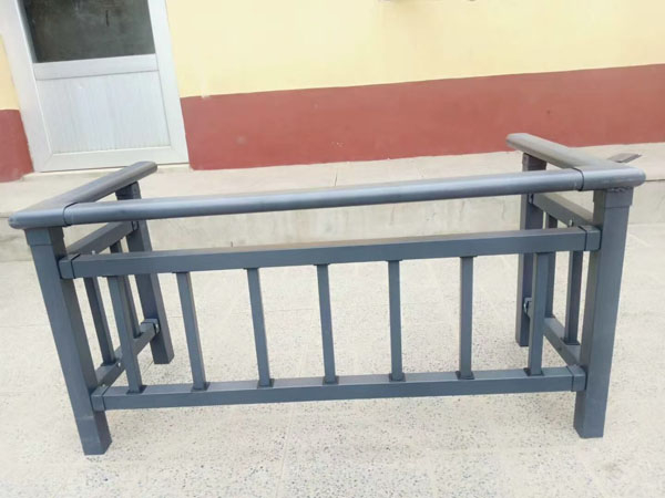 陽台護欄