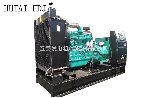 東風康明斯160KW柴油發電（diàn）機組 200KVA互（hù）泰發（fā）電機 6CTA8.3-G2