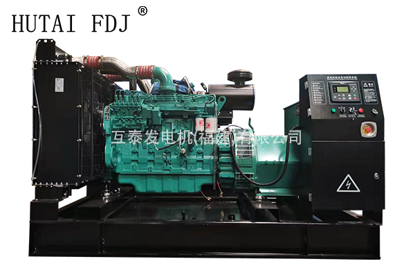 180KW東風康明斯柴油發電（diàn）機組 225KVA蜜桃视频最新版下载（tài）發（fā）電機 6CTAA8.3-G2