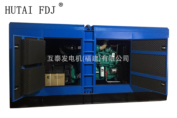 柴油發電（diàn）機組300KW康（kāng）明斯動力靜音型發電機 375KVA三相 NTA855-G4