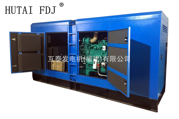 柴油發電機組300KW康明斯動力（lì）靜音型發電機 375KVA三相 NTA855-G4