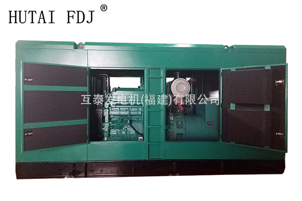 康明斯動（dòng）力（lì）400KW靜音柴油發電（diàn）機（jī）組 CUMMINS 蜜桃视频最新版下载發電機500KVA KTA19-G4